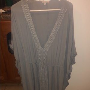 Blue three quarters length shirt